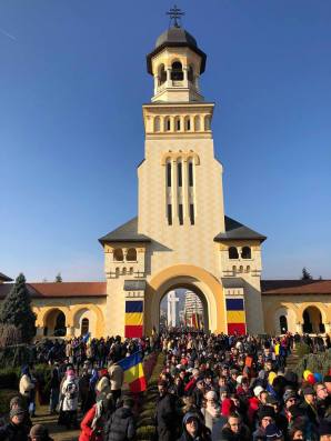 Centanar Alba Iulia - Catedrala